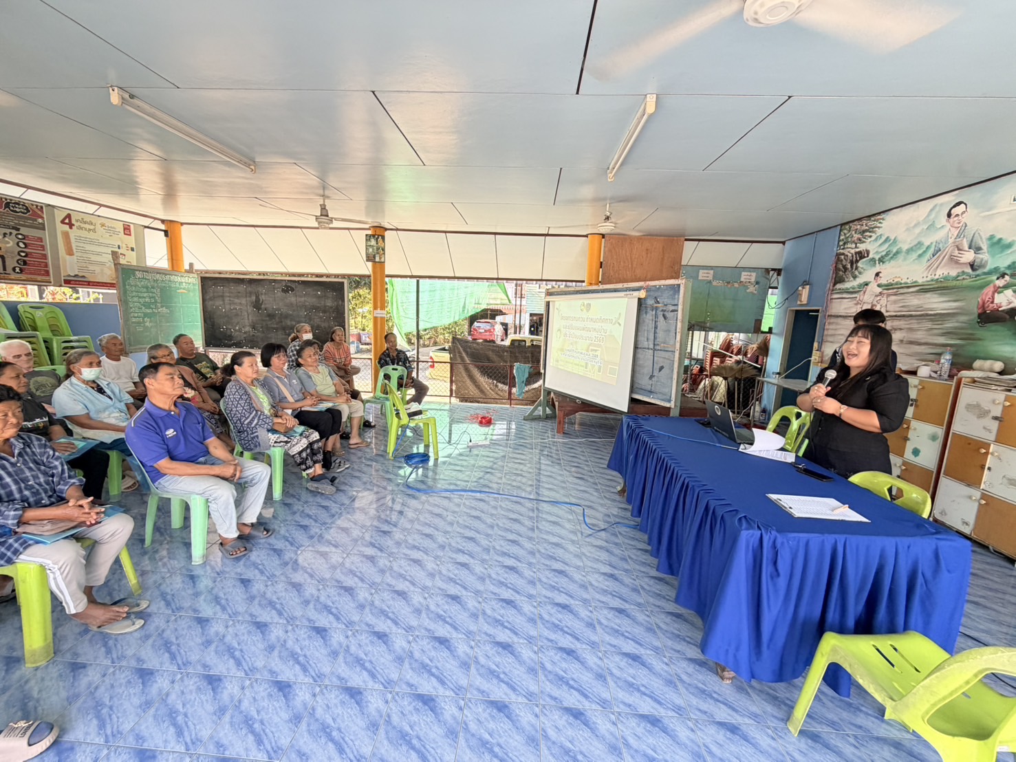 🎗️สพอ.สรรคบุรี จังหวัดชัยนาท ดำเนินโครงการ ทบทวน กำหนดทิศทาง และปรับแผนการพัฒนาหมู่บ้าน 🏠🪴