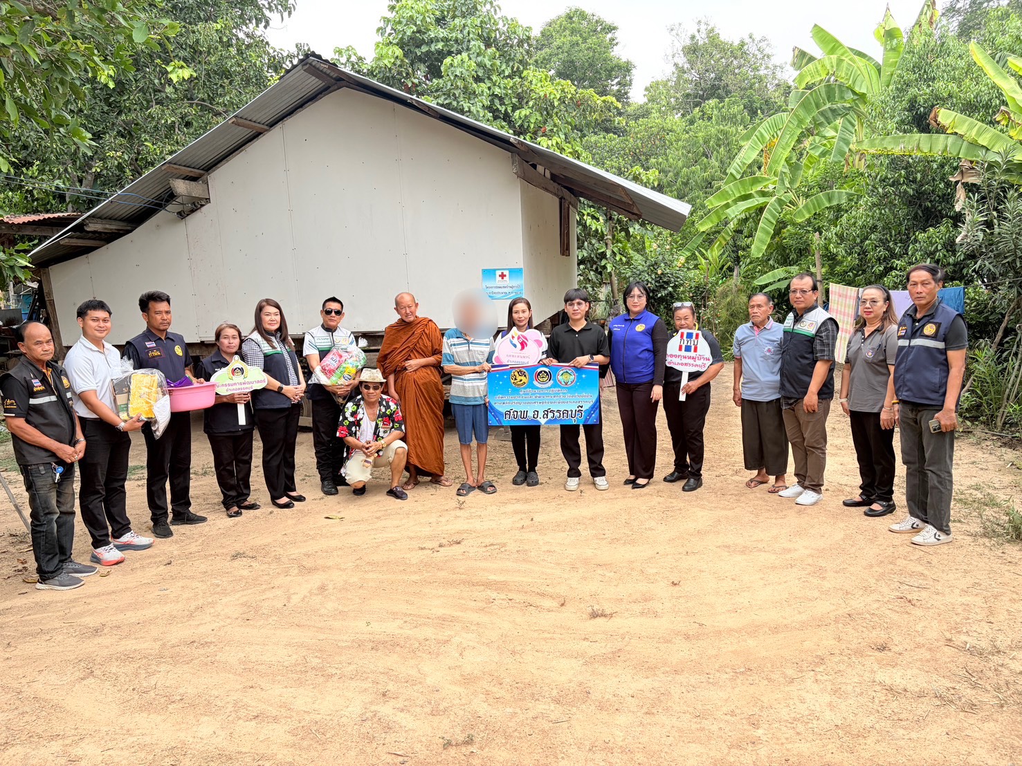 📣สพอ.สรรคบุรี จังหวัดชัยนาท ขับเคลื่อนการดำเนินงานขจัดความยากจนและพัฒนาคนทุกช่วงวัยอย่างยั่งยืนตามหลักปรัชญาเศรษฐกิจพอเพียง ภายใต้แนวทาง "รวมพลังแก้จน ด้วยคนอำเภอสรรคบุรี"  ครั้งที่ 3 